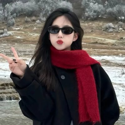 哈里与梅根：皇室爱情故事 封面